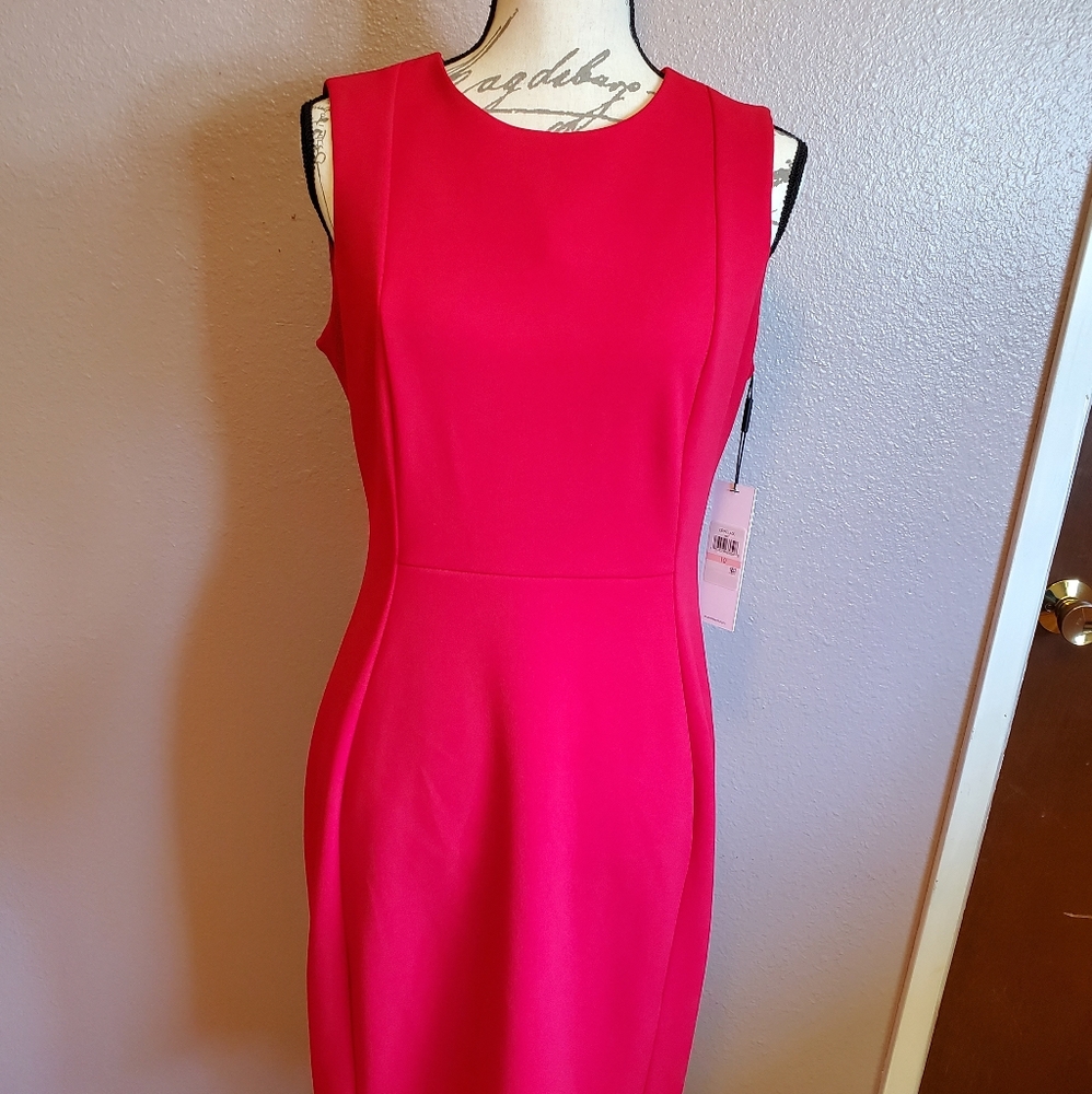 🆕️WT Calvin Klein Red Sheath Dress,Gold Zipper🆕️